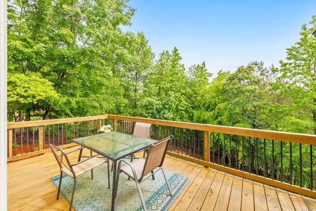 4856 Grandview Court, Flowery Branch, GA 30542