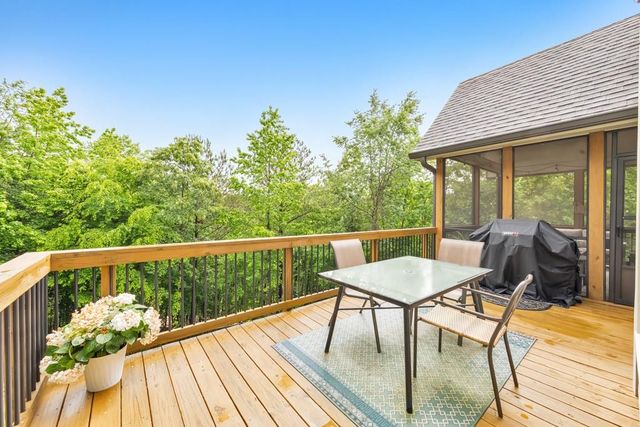 4856 Grandview Court, Flowery Branch, GA 30542