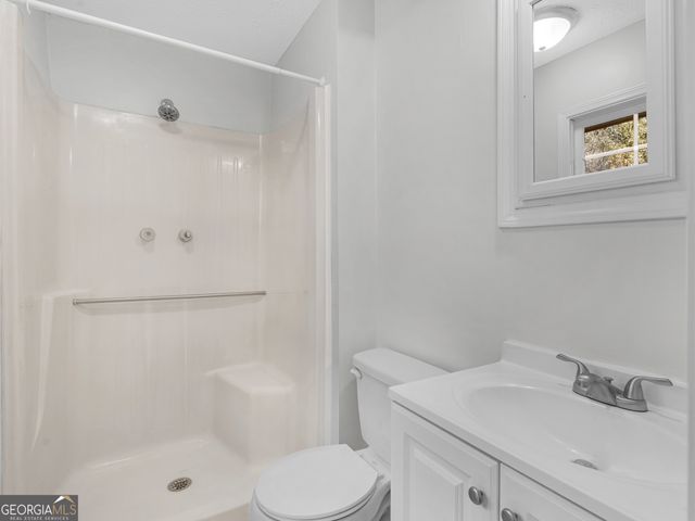 1626 Pinebrook Drive, Griffin, GA 30224