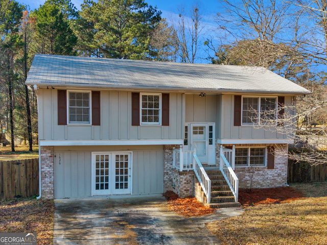 1626 Pinebrook Drive, Griffin, GA 30224