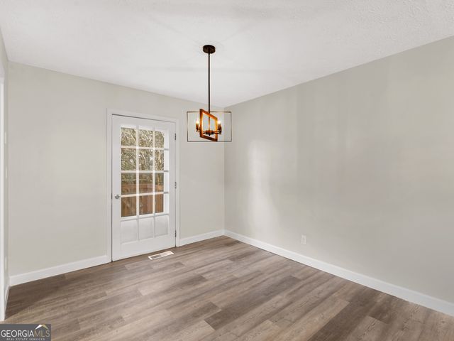 1626 Pinebrook Drive, Griffin, GA 30224