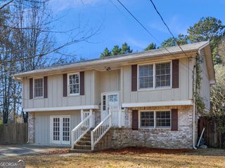 1626 Pinebrook Drive, Griffin, GA 30224