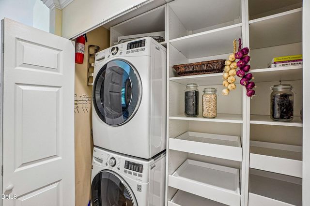 111 Stones Throw, Chapel Hill, NC 27516