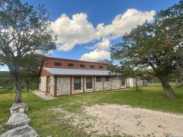 1589 FM 1340, Hunt, TX 78024