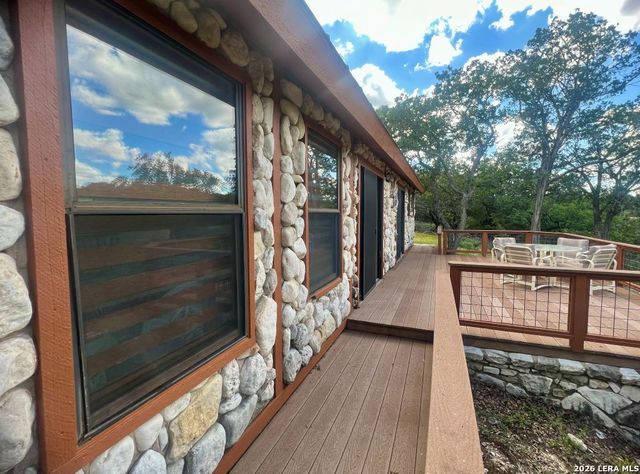 1589 FM 1340, Hunt, TX 78024