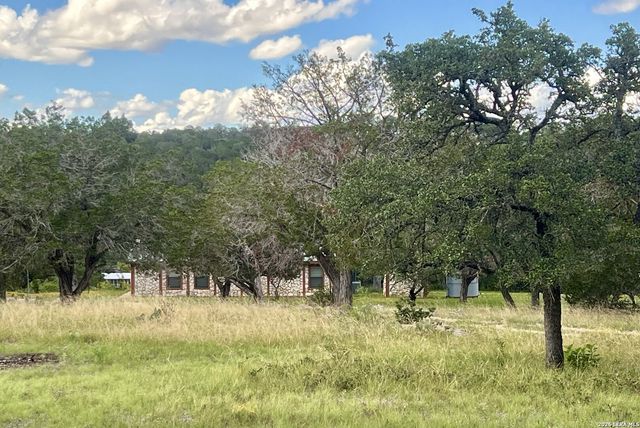 1589 FM 1340, Hunt, TX 78024