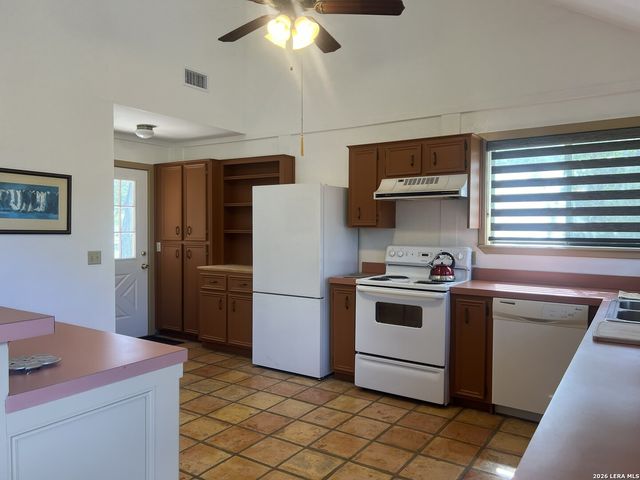 1589 FM 1340, Hunt, TX 78024