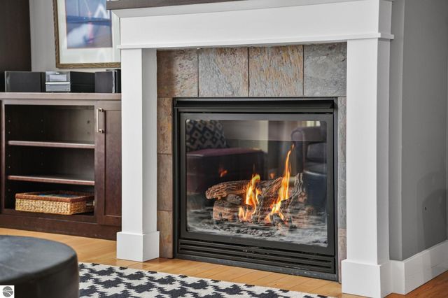 13802 S West Bayshore Drive # 9, Traverse City, MI 49684