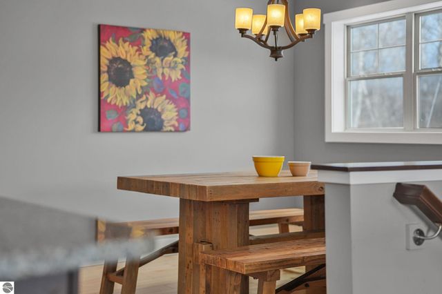 13802 S West Bayshore Drive # 9, Traverse City, MI 49684