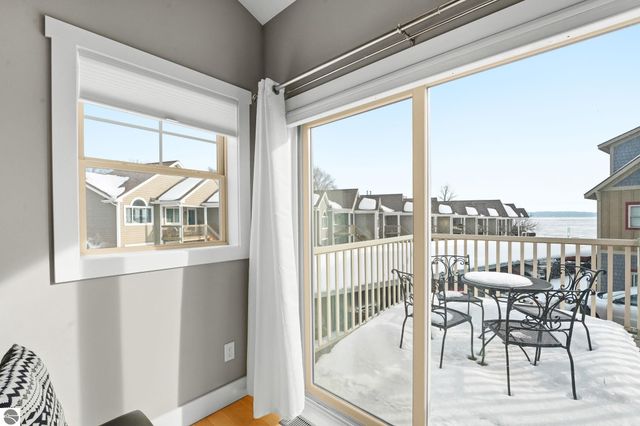 13802 S West Bayshore Drive # 9, Traverse City, MI 49684