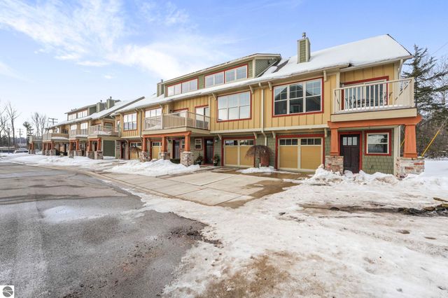 13802 S West Bayshore Drive # 9, Traverse City, MI 49684