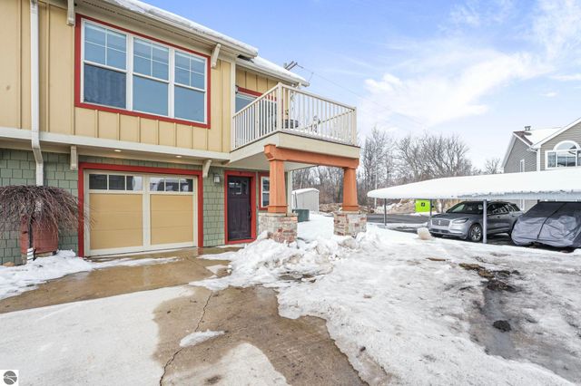 13802 S West Bayshore Drive # 9, Traverse City, MI 49684