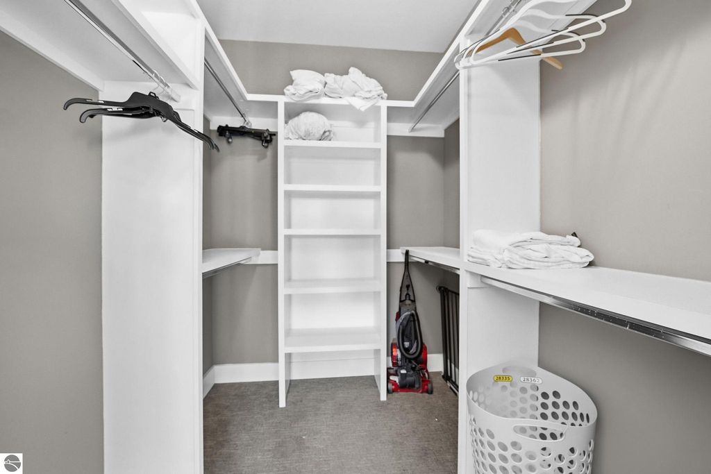 Image 31 of property listing at 13802 S West Bayshore Drive # 9, Traverse City, MI 49684