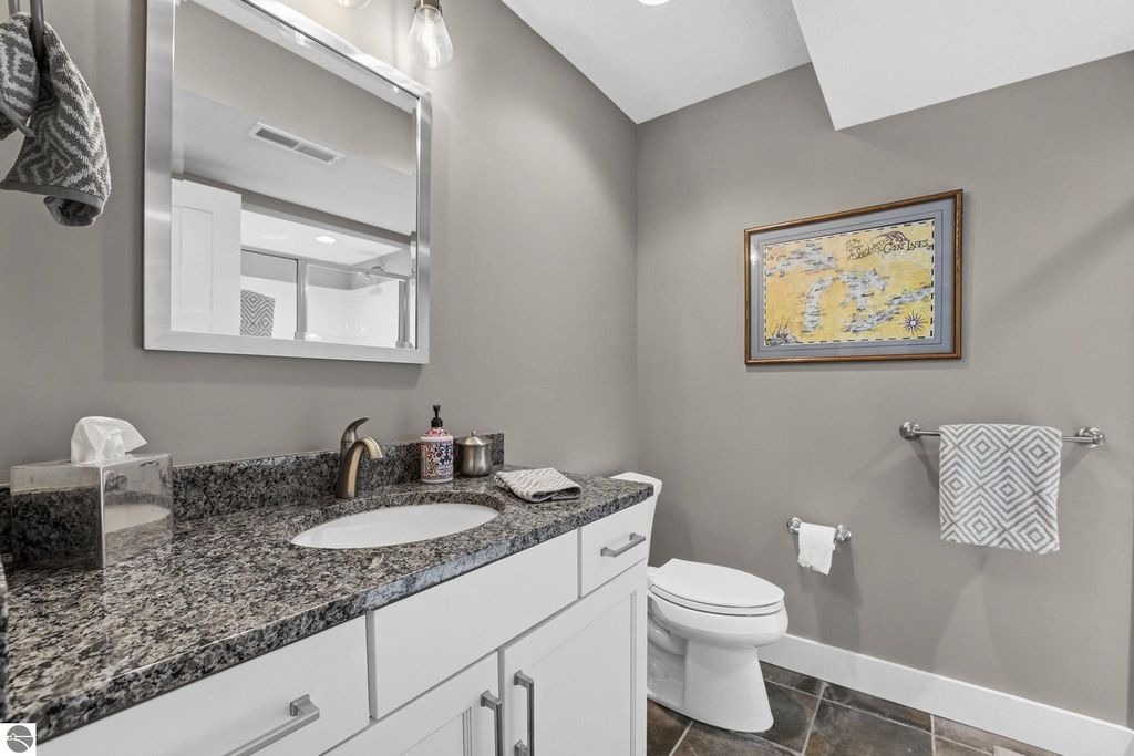 Image 37 of property listing at 13802 S West Bayshore Drive # 9, Traverse City, MI 49684