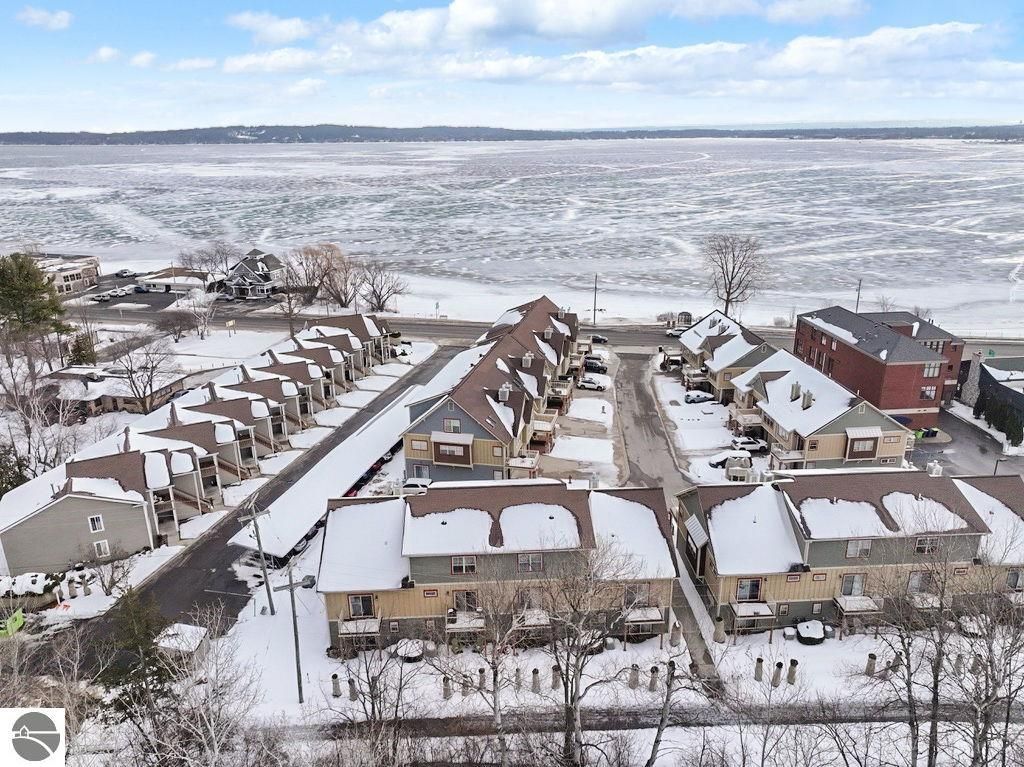 Image 46 of property listing at 13802 S West Bayshore Drive # 9, Traverse City, MI 49684