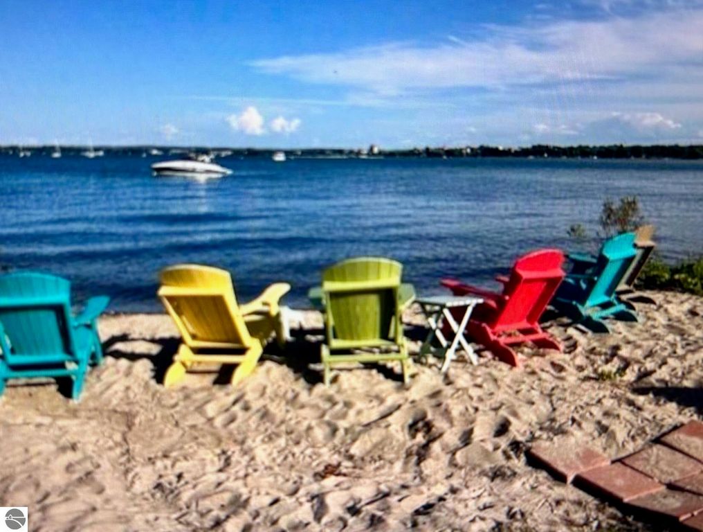 Image 47 of property listing at 13802 S West Bayshore Drive # 9, Traverse City, MI 49684