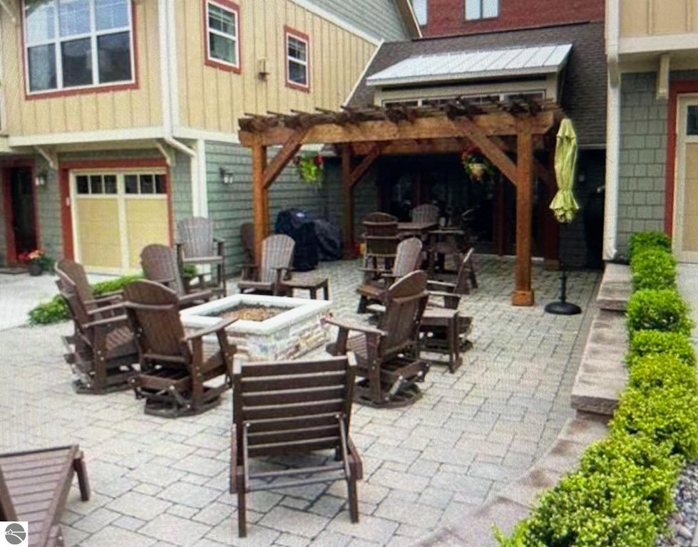 Image 48 of property listing at 13802 S West Bayshore Drive # 9, Traverse City, MI 49684