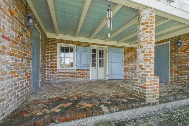 13987 Chenal Rd, Jarreau, LA 70749