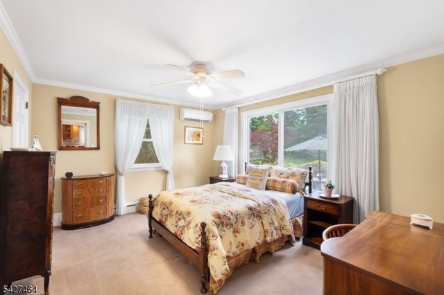 30 Hughes Ln, Watchung Boro, NJ 07069