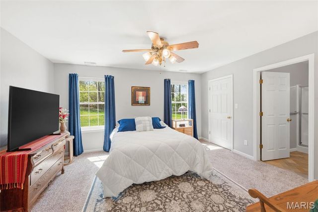 5 Quiet Meadow Court, St Peters, MO 63376