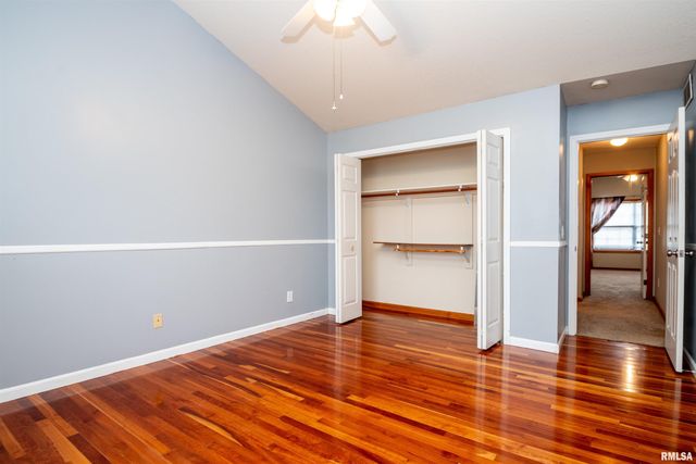 1640 W GENEVA Road, Peoria, IL 61615