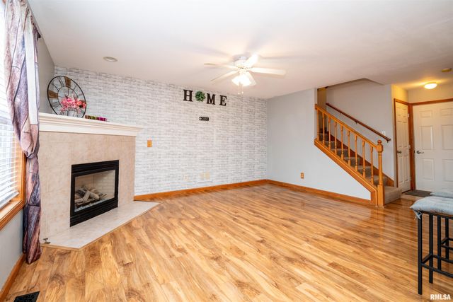 1640 W GENEVA Road, Peoria, IL 61615