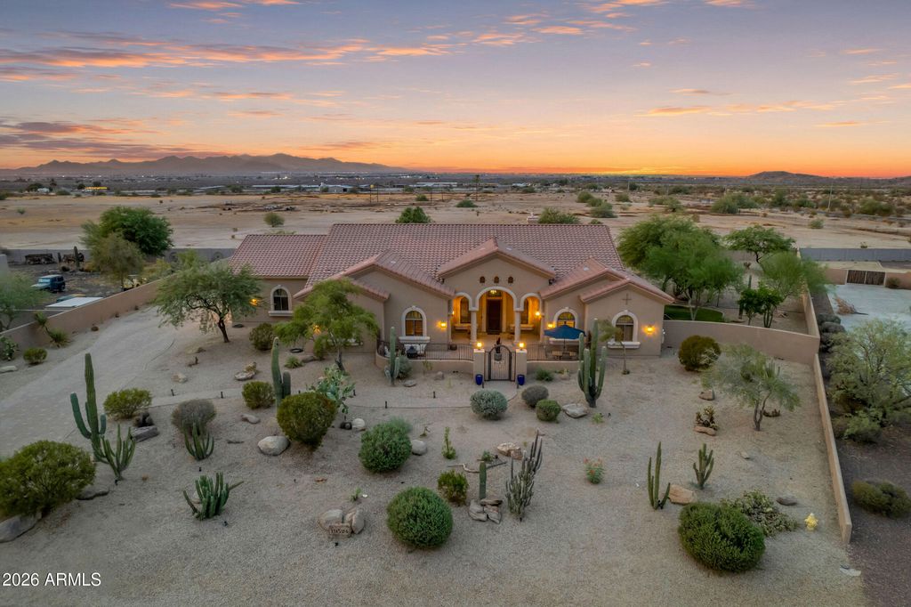 19524 W Corto Lane, Buckeye, AZ 85326