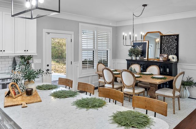 1235 Foxwood Drive, Sevierville, TN 37862