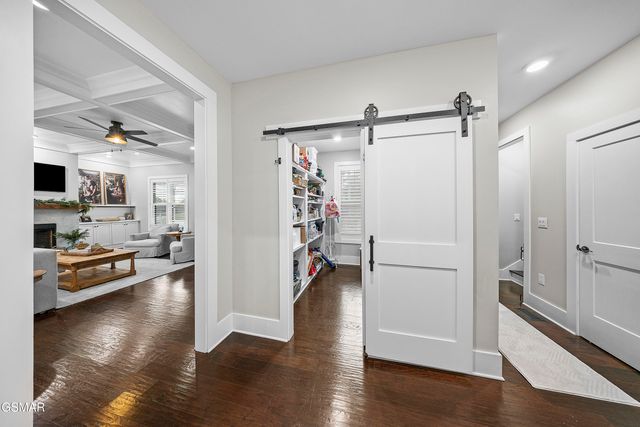 1235 Foxwood Drive, Sevierville, TN 37862