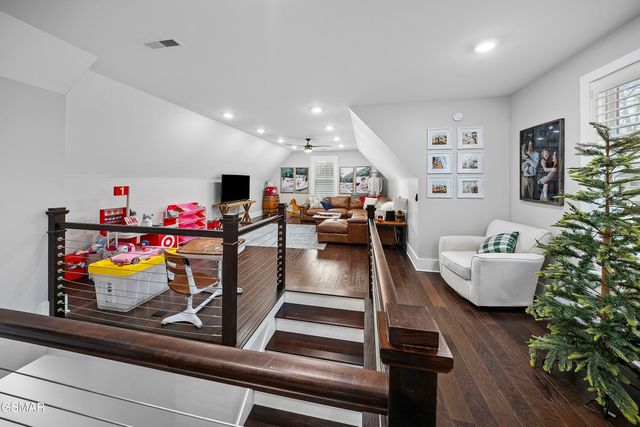 1235 Foxwood Drive, Sevierville, TN 37862