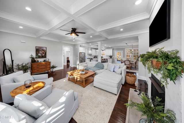 1235 Foxwood Drive, Sevierville, TN 37862