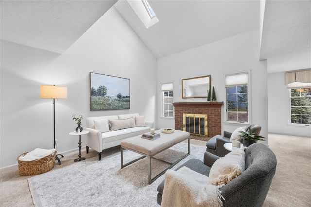 5 Creek Ridge, Pittsford, NY 14534