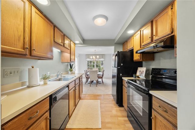 5 Creek Ridge, Pittsford, NY 14534