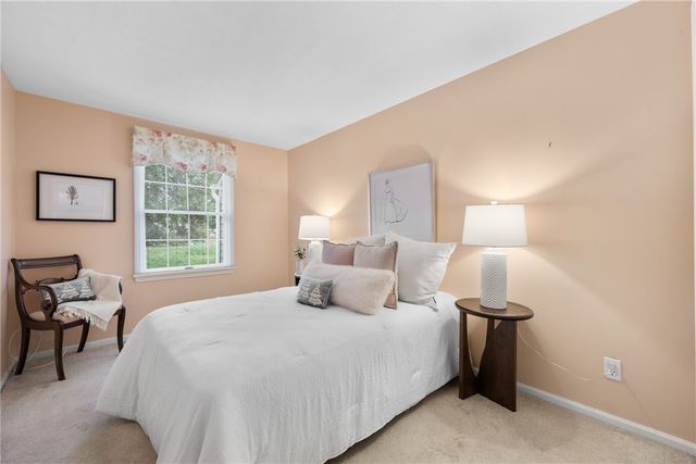 5 Creek Ridge, Pittsford, NY 14534