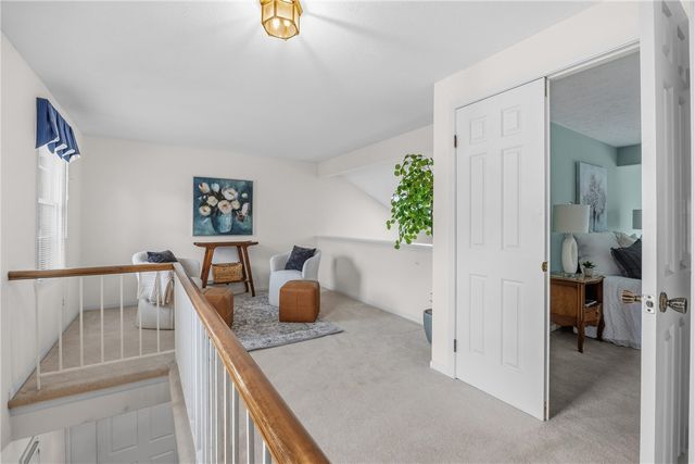 5 Creek Ridge, Pittsford, NY 14534