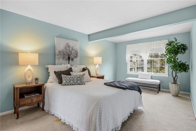 5 Creek Ridge, Pittsford, NY 14534