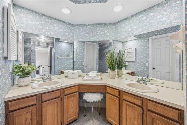 5 Creek Ridge, Pittsford, NY 14534