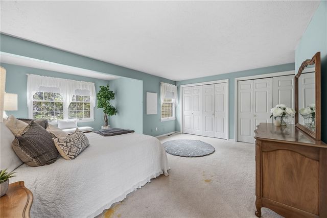 5 Creek Ridge, Pittsford, NY 14534