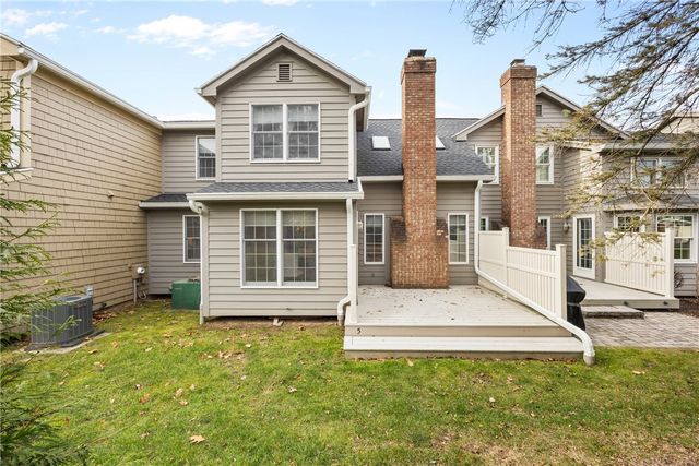 5 Creek Ridge, Pittsford, NY 14534