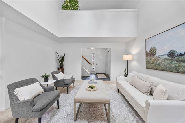 5 Creek Ridge, Pittsford, NY 14534