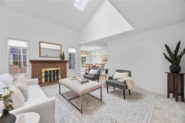 5 Creek Ridge, Pittsford, NY 14534