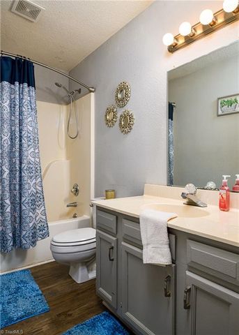 4809 Barkas Drive, Winston-salem, NC 27106