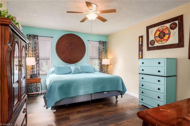 4809 Barkas Drive, Winston-salem, NC 27106