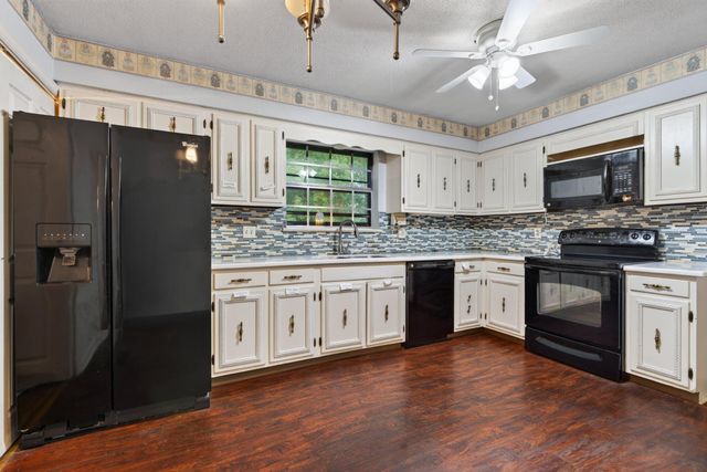 6410 Ridge Lake Road, Hixson, TN 37343