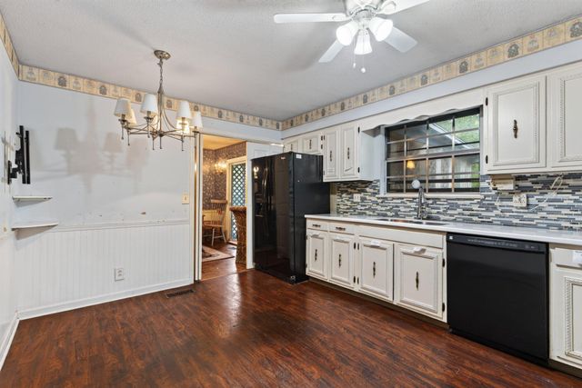 6410 Ridge Lake Road, Hixson, TN 37343