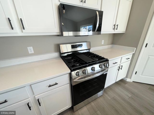 19918 English Avenue N, Forest Lake, MN 55025