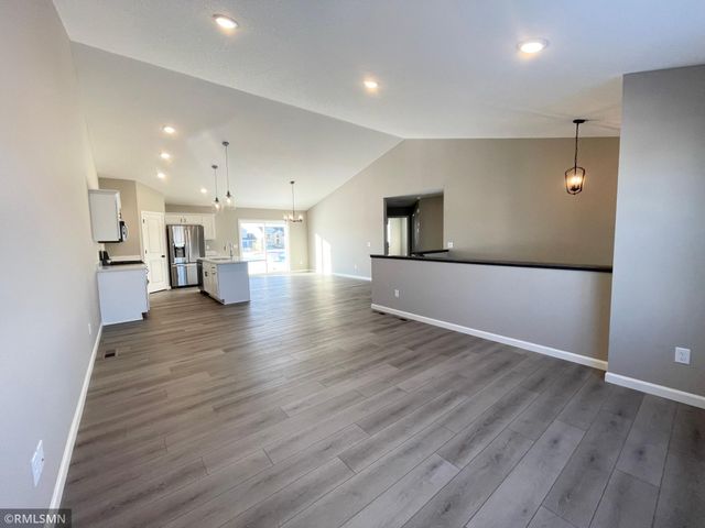 19918 English Avenue N, Forest Lake, MN 55025