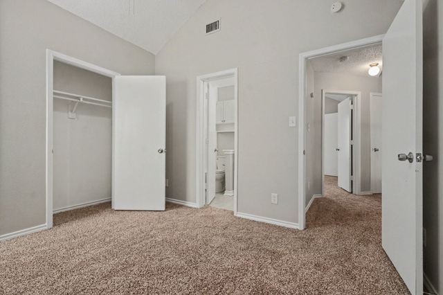 4721 Waterway Drive N, Fort Worth, TX 76137