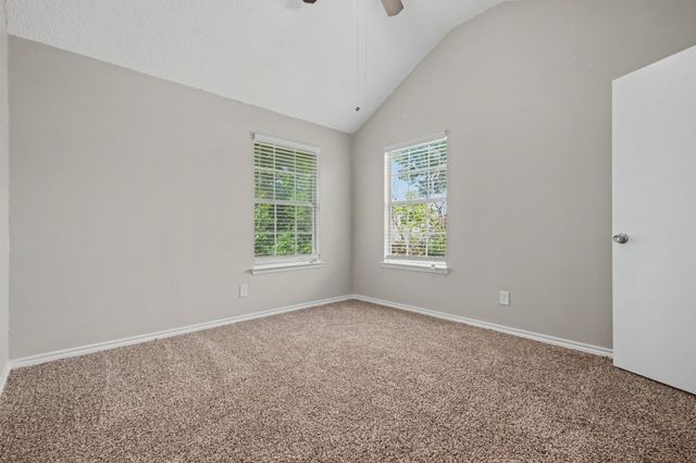 4721 Waterway Drive N, Fort Worth, TX 76137