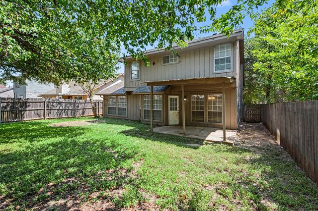 4721 Waterway Drive N, Fort Worth, TX 76137